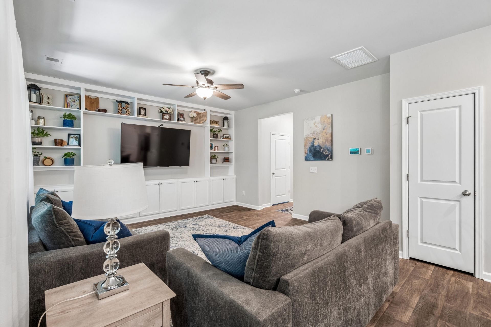 2627 Alamanda Drive Photo 10