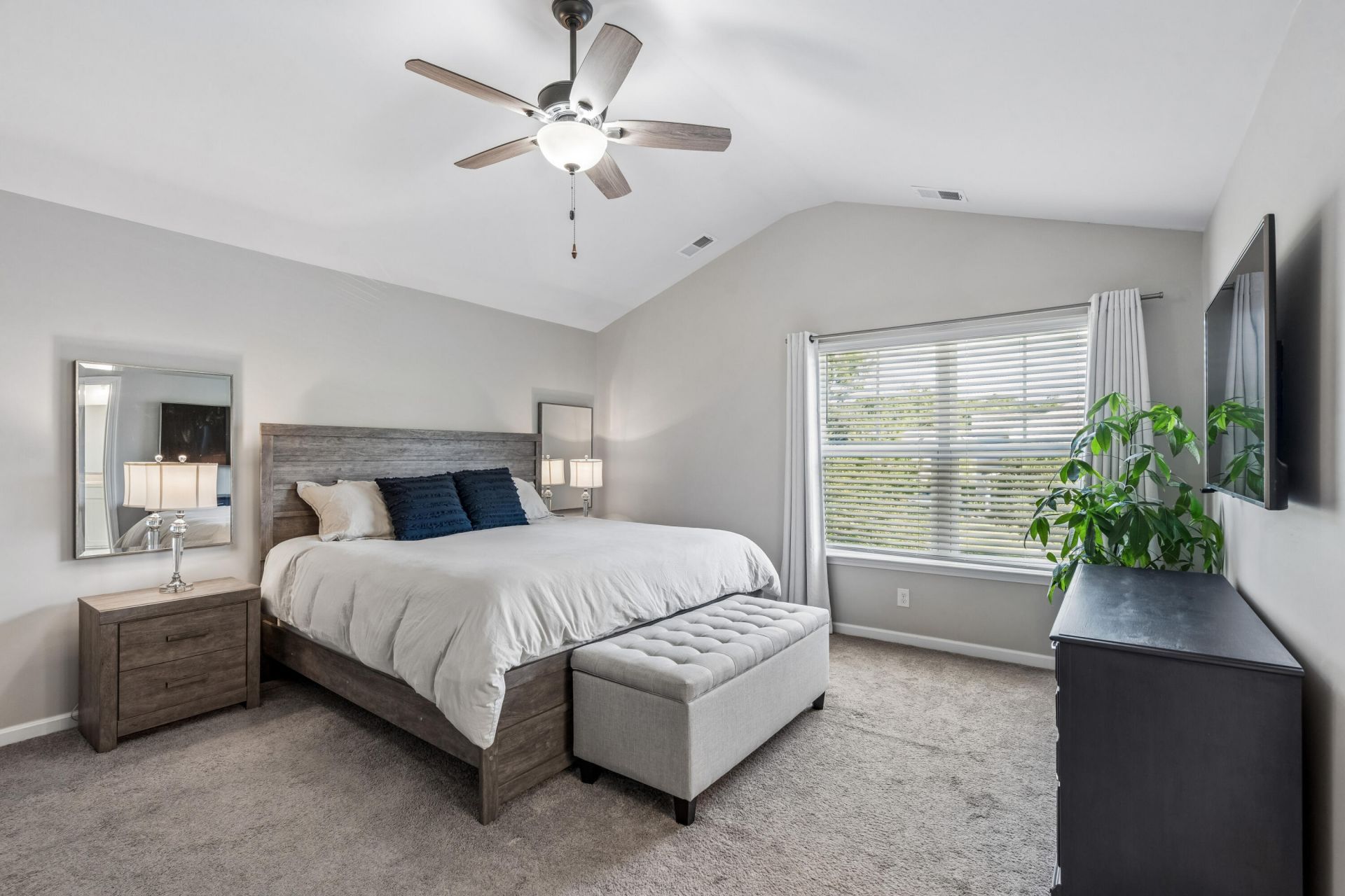 2627 Alamanda Drive Photo 22
