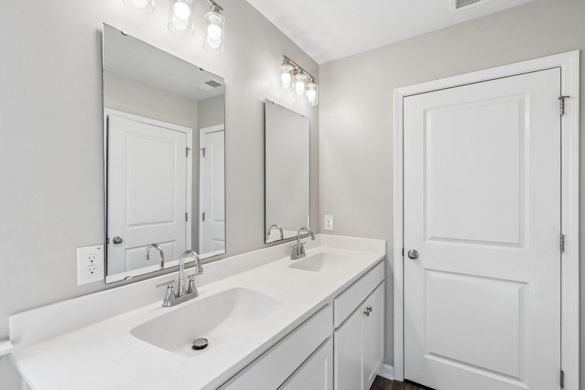 2627 Alamanda Drive Photo 25
