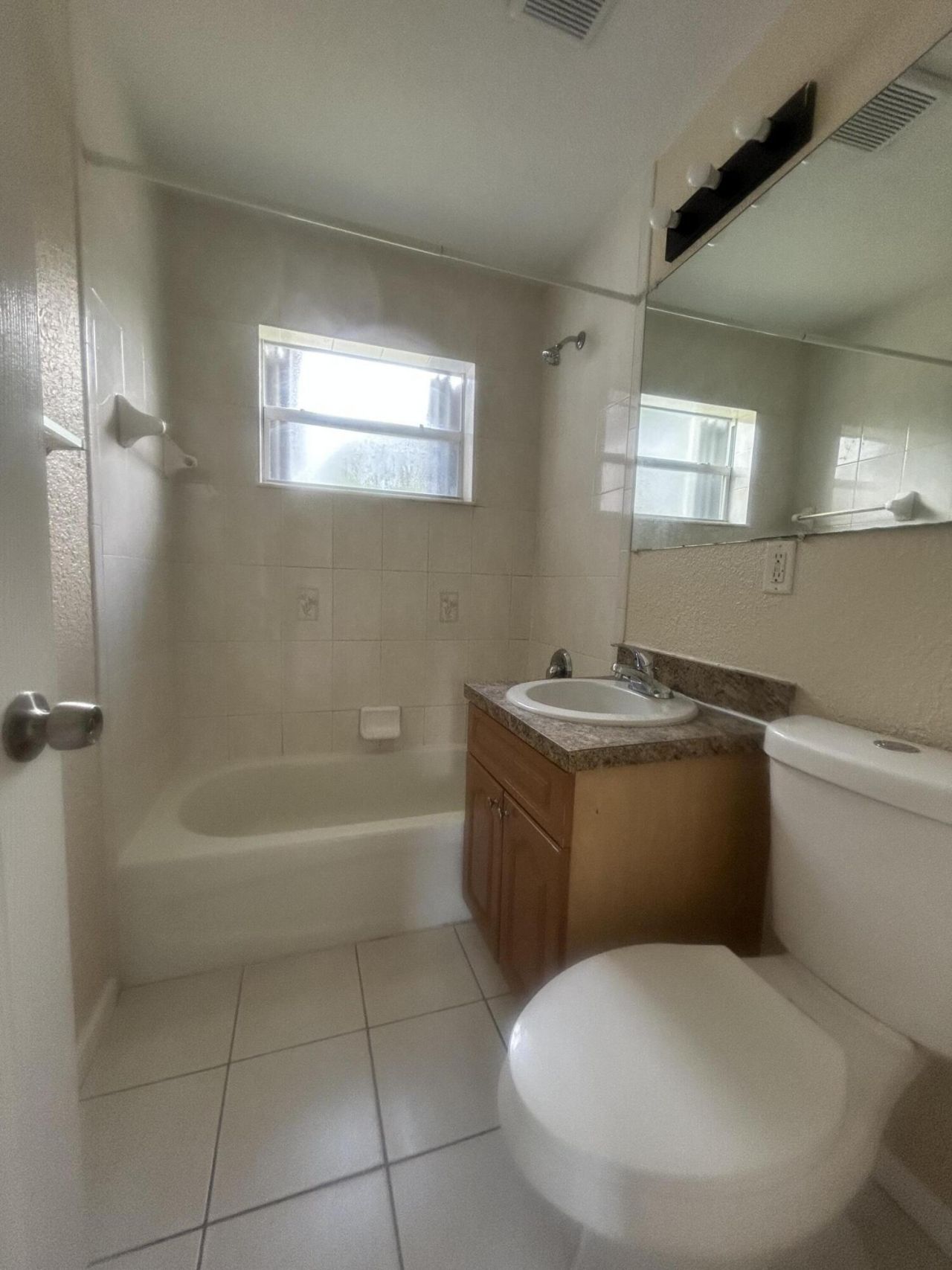 1021 W 2nd Street, Riviera Beach, FL 33404 Photo