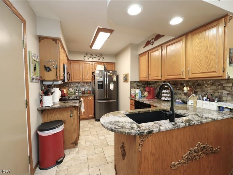 861 Westland Drive, Medina, OH 44256 Photo 2
