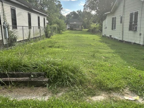 948 Joseph, Baton Rouge, LA 70802