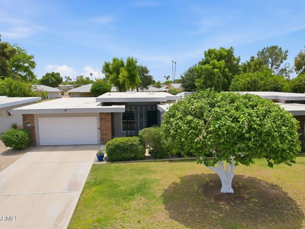 10333 W HIGHWOOD Lane, Sun City, AZ 85373