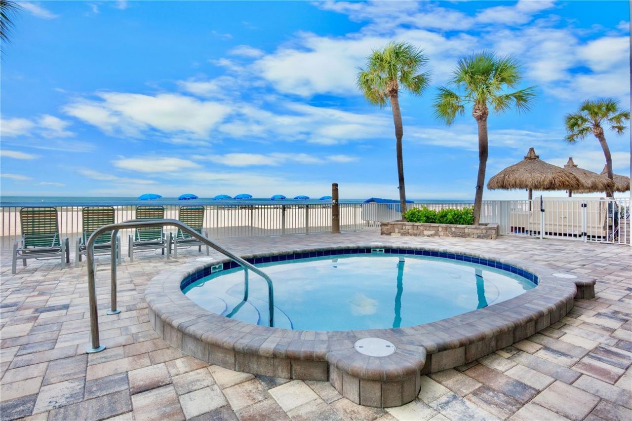17200 Gulf Boulevard, Unit 202, North Redington Beach, FL 33708 Photo