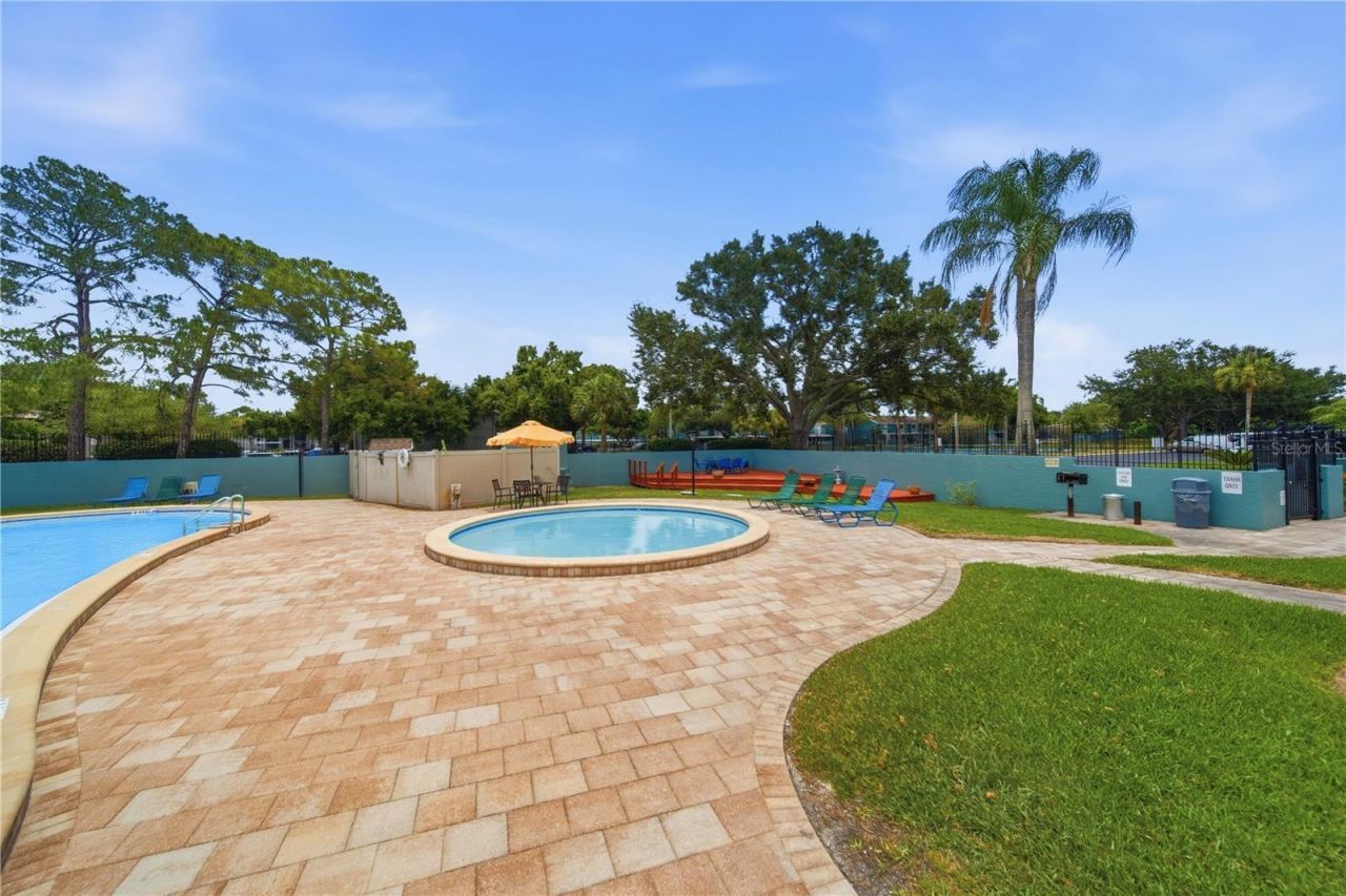 182 115th Avenue N, Unit 182, Saint Petersburg, FL 33716 Photo