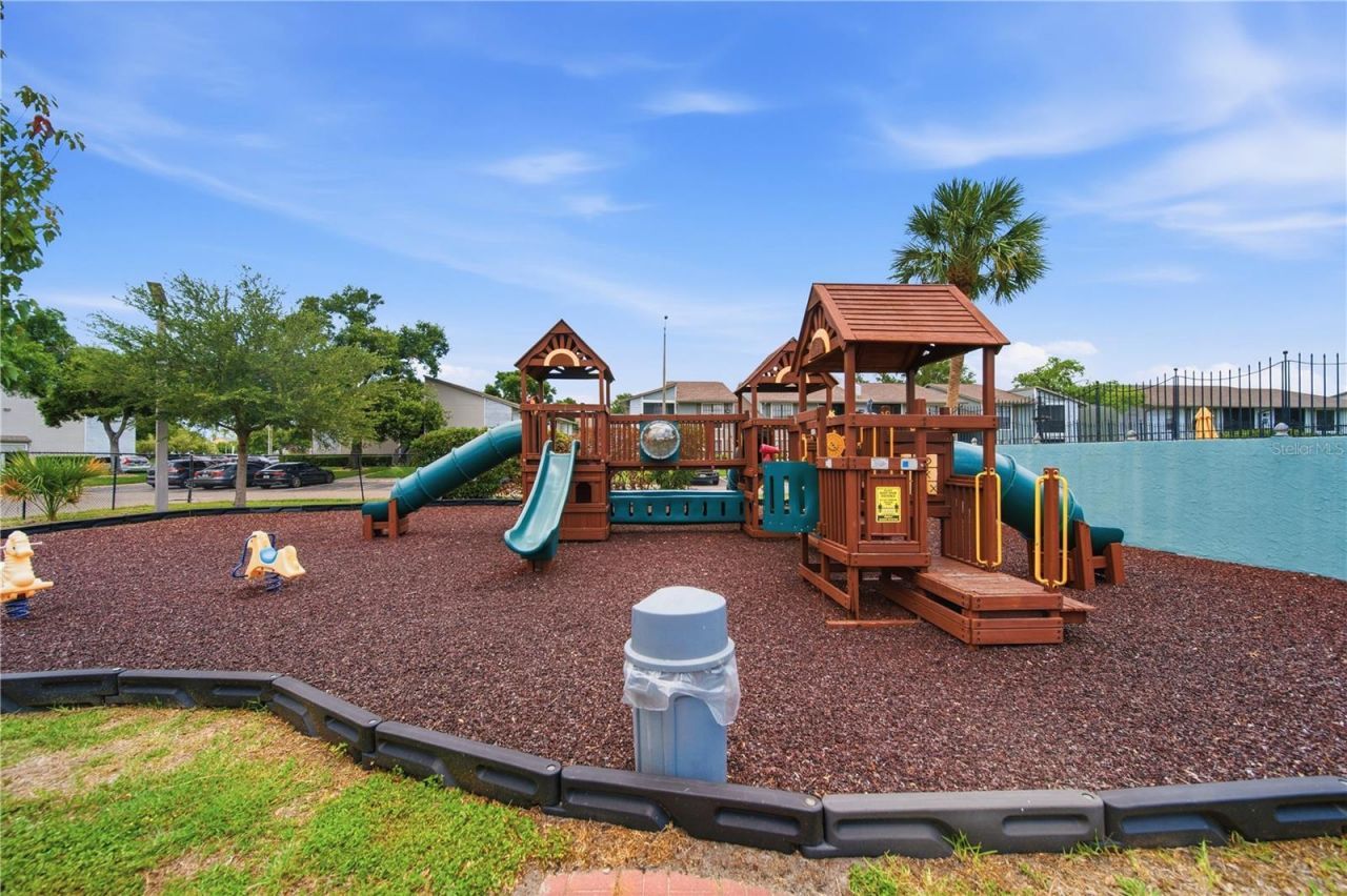 182 115th Avenue N, Unit 182, Saint Petersburg, FL 33716 Photo