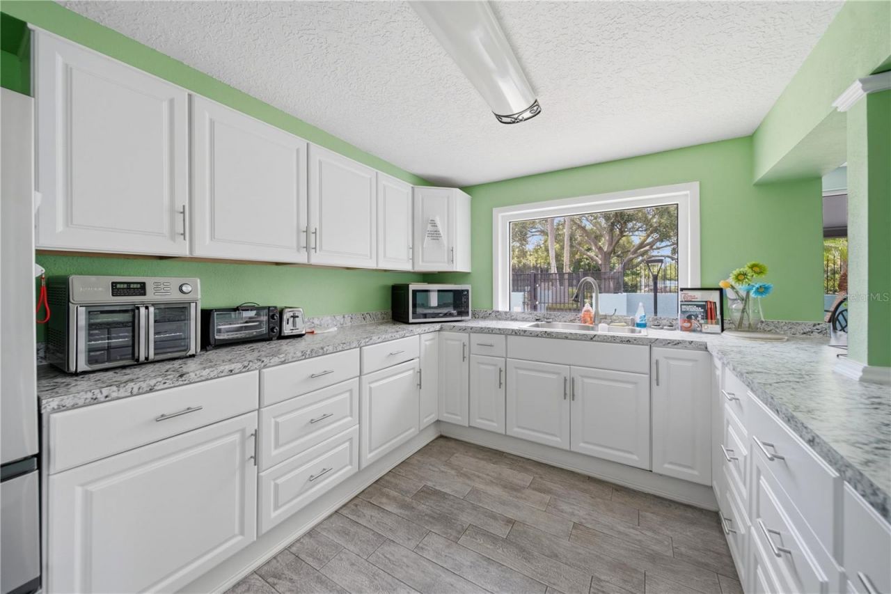 182 115th Avenue N, Unit 182, Saint Petersburg, FL 33716 Photo