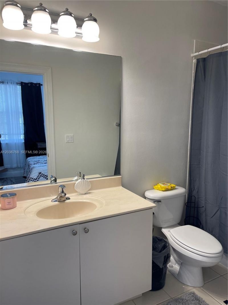 2432 SW 99th Way , Miramar, FL 33025 Photo