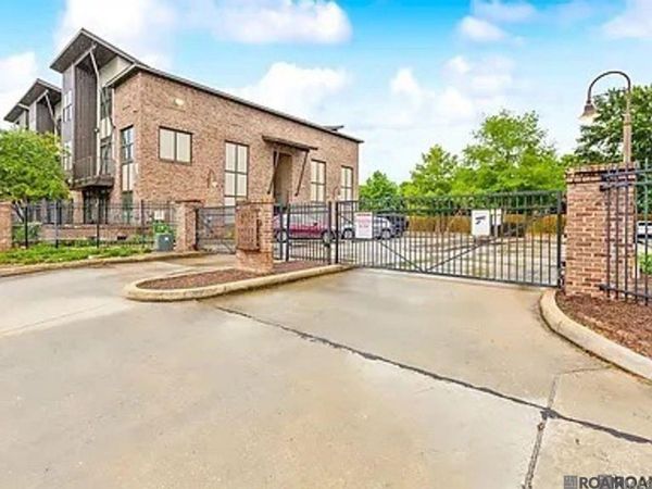333 E Boyd Dr, Unit #16, Baton Rouge, LA 70808