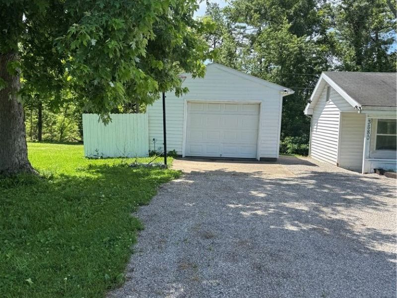 3680 Lincoln Street, Roseville, OH 43777 Photo 3