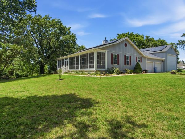802 Hayes Avenue , Carl Junction, MO 64834