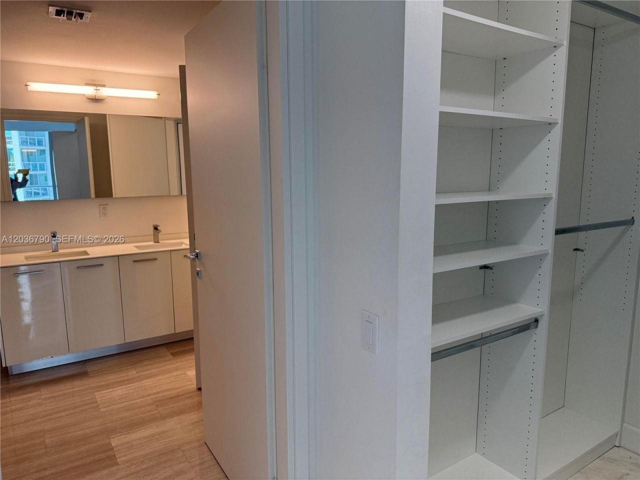 1300 Brickell Bay Dr, Unit 1003, Miami, FL 33131 Photo