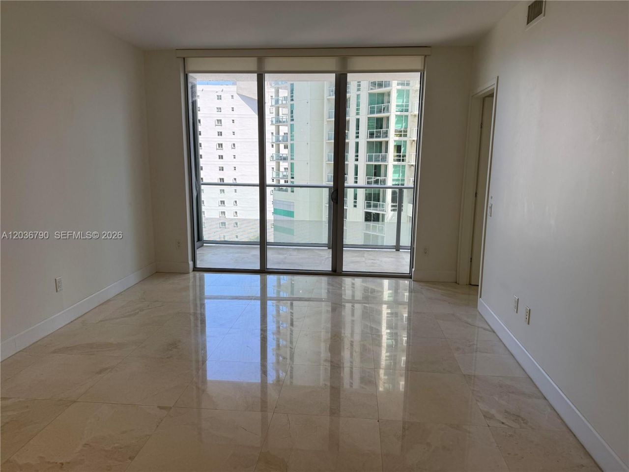 1300 Brickell Bay Dr, Unit 1003, Miami, FL 33131 Photo