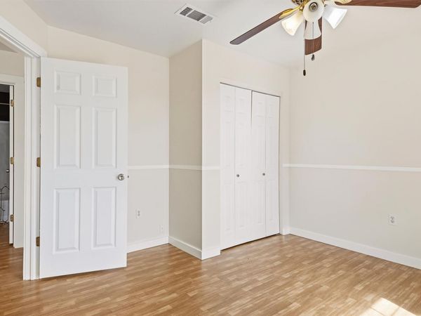 240 Park Meadow DR , Jarrell, TX 76537