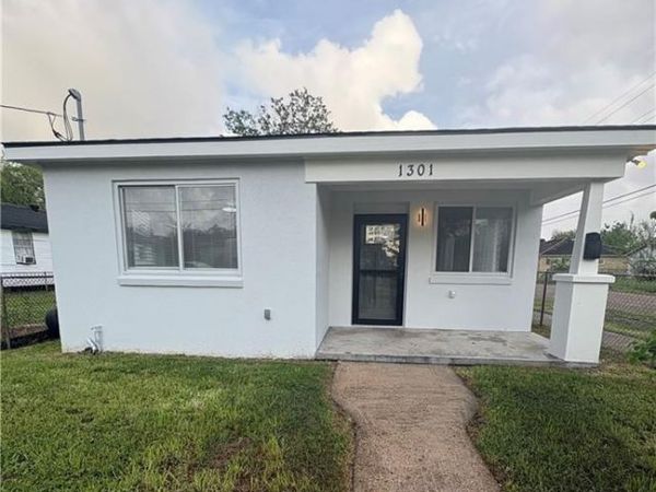 1301 LAMANCHE Street , New Orleans, LA 70117