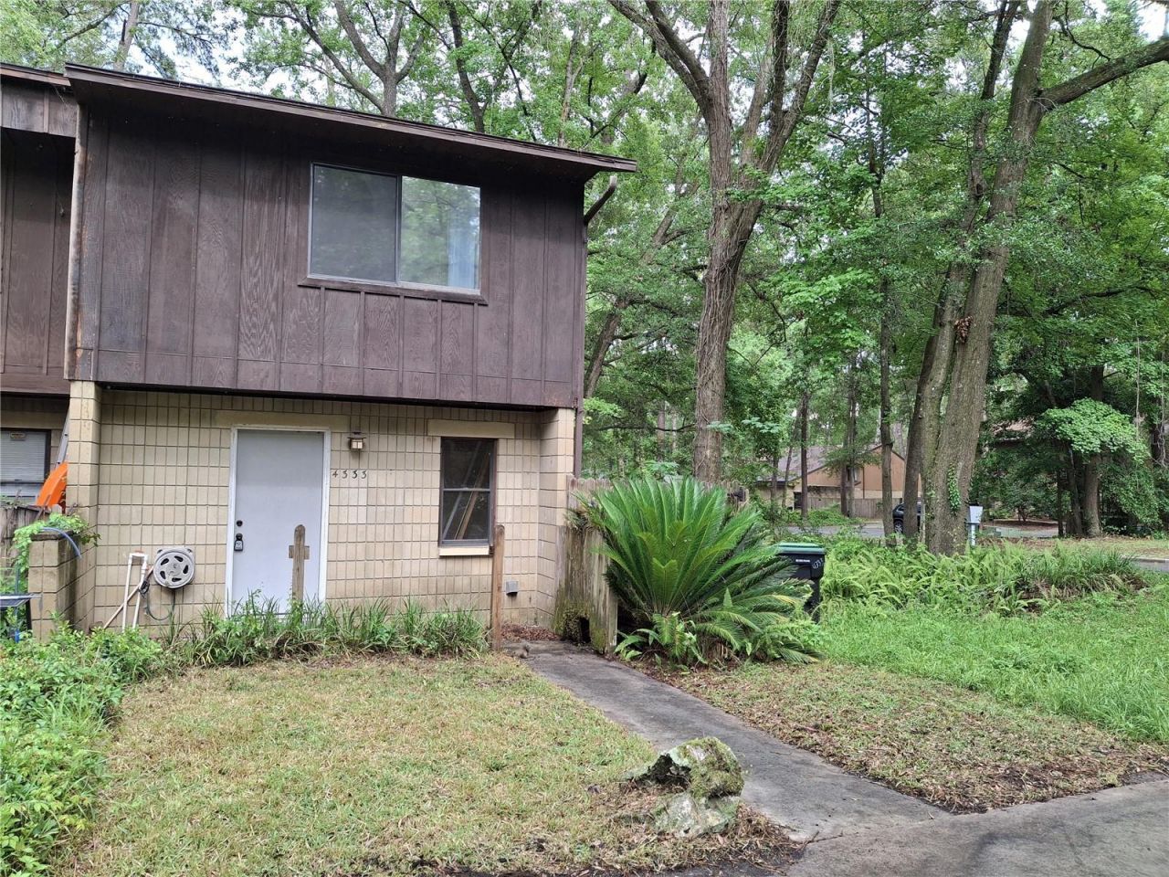 4333 SW 69th Terrace, Gainesville, FL 32608 Photo