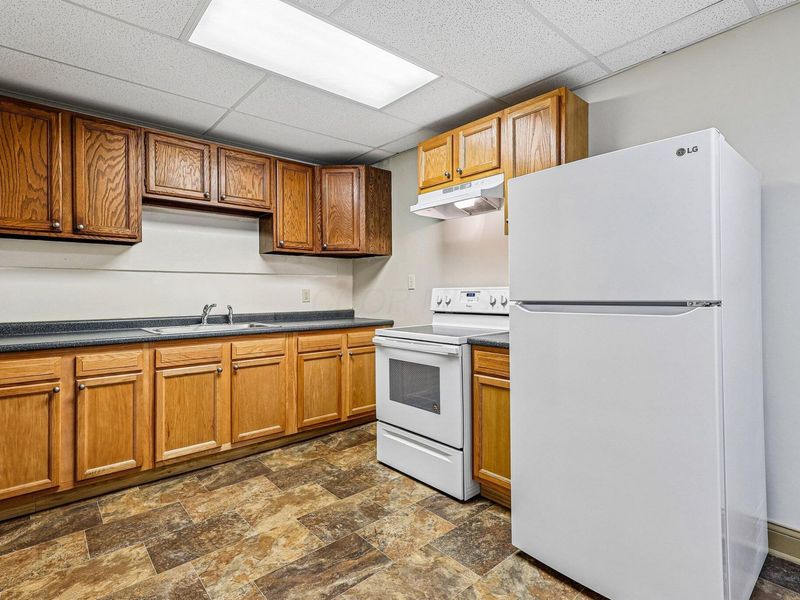5558 Wadsworth Road, Dayton, OH 45414 Photo 33