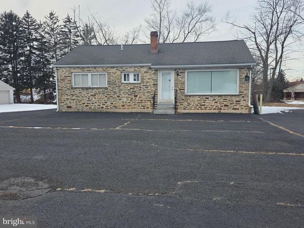 513 W BUTLER AVENUE , CHALFONT, PA 18914