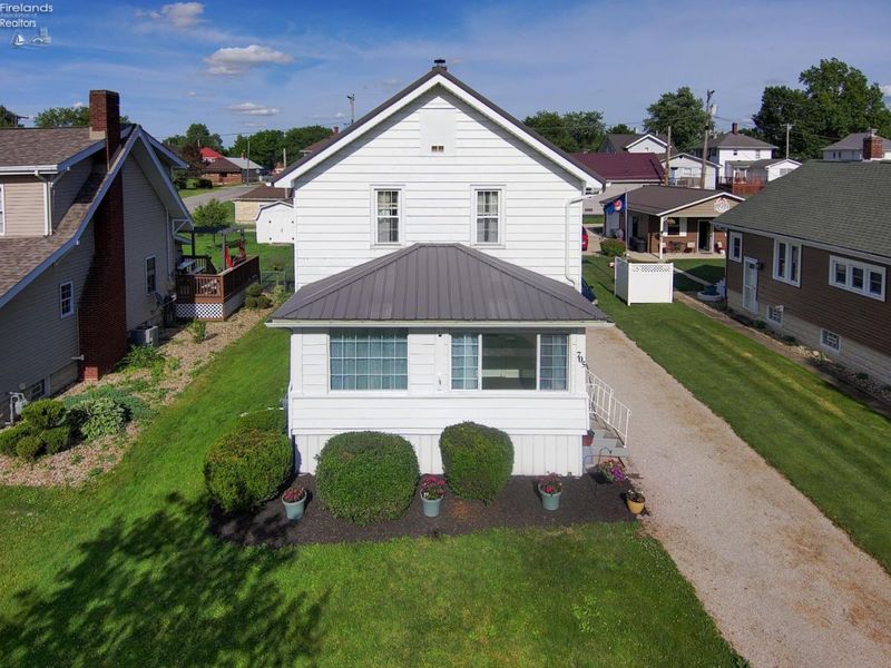 705 Clark Street, Willard, OH 44890 Photo 9