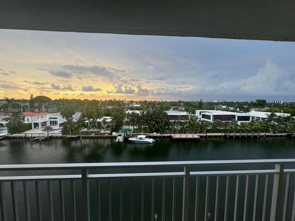 9500 W Bay Harbor Dr , Unit 6C, Bay Harbor Islands, FL 33154