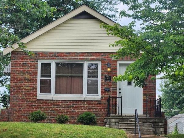 4962 Loughborough Avenue , St Louis, MO 63109