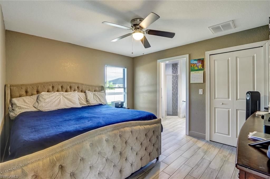 1317 NE 4th Pl , Cape Coral, FL 33909 Photo