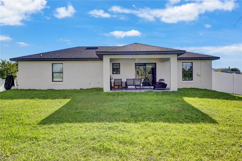 1317 NE 4th Pl , Cape Coral, FL 33909 Photo