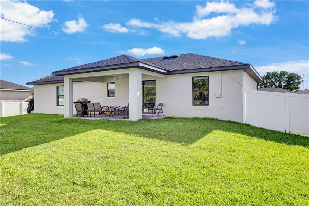 1317 NE 4th Pl , Cape Coral, FL 33909 Photo