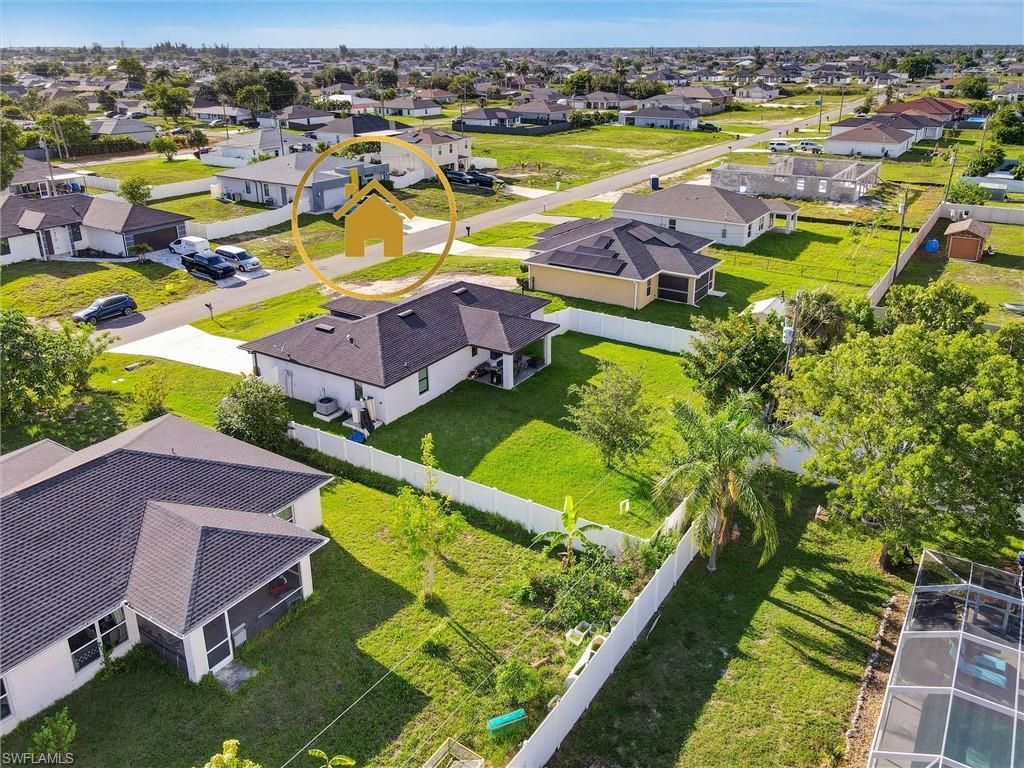 1317 NE 4th Pl , Cape Coral, FL 33909 Photo