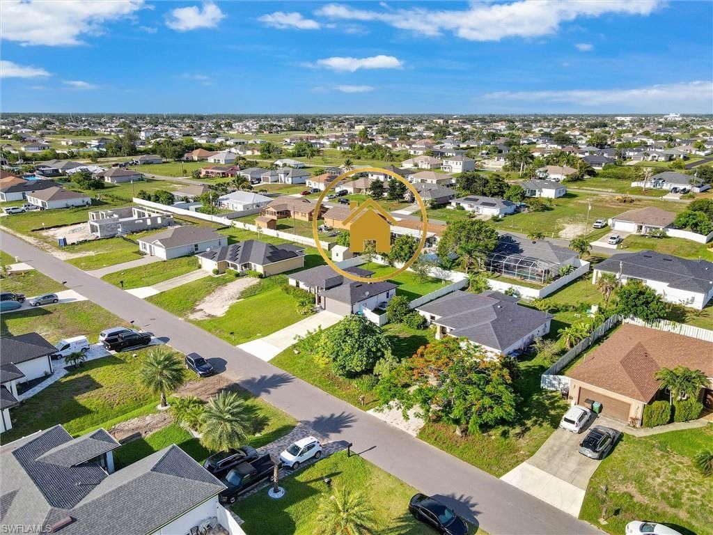 1317 NE 4th Pl , Cape Coral, FL 33909 Photo