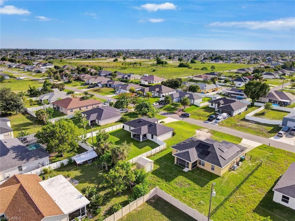 1317 NE 4th Pl , Cape Coral, FL 33909 Photo