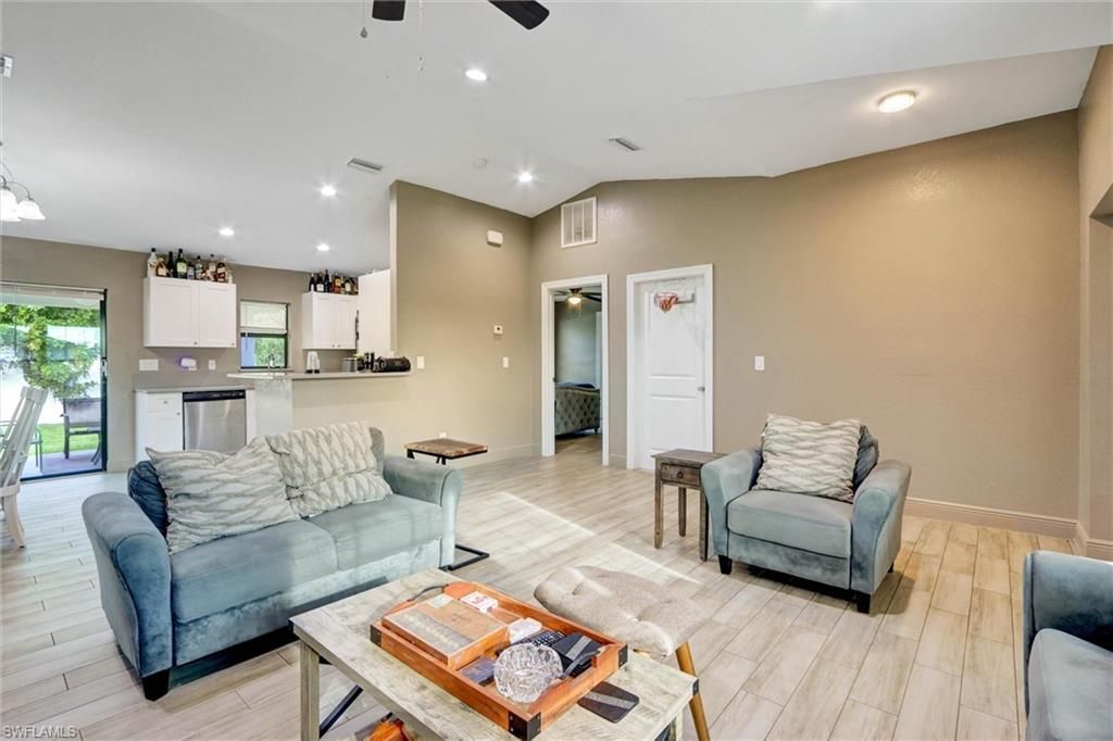 1317 NE 4th Pl , Cape Coral, FL 33909 Photo