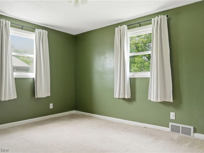 910 S Hazelwood Avenue, Youngstown, OH 44509 Photo 18