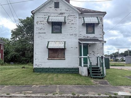 1612 Spring Street Parkersburg, WV 26101