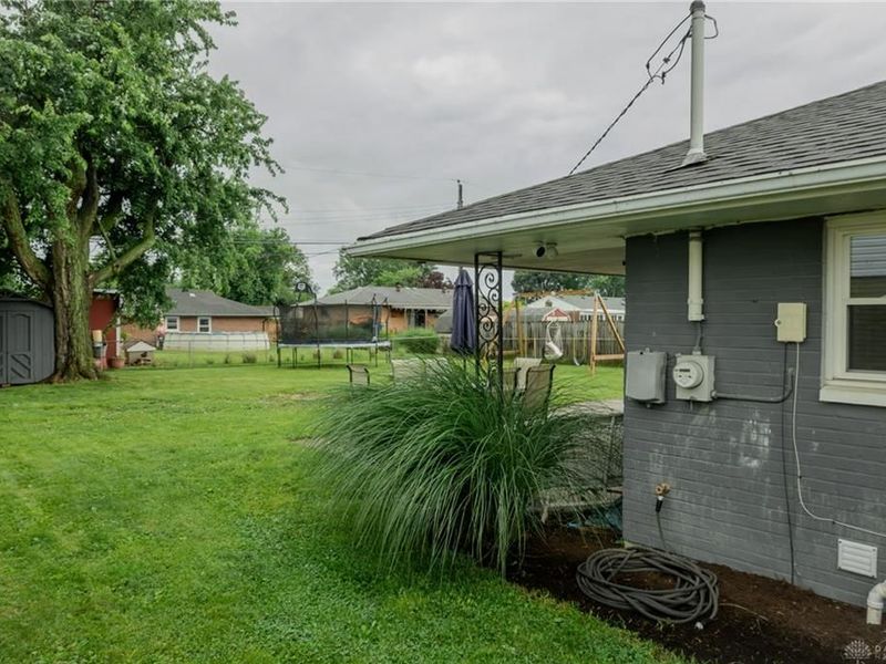 632 Greenhurst Drive, Vandalia, OH 45377 Photo 6