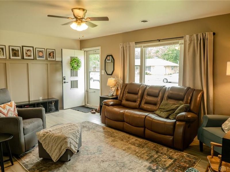 632 Greenhurst Drive, Vandalia, OH 45377 Photo 8