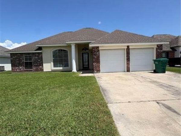 86 DEREK Lane , LaPlace, LA 70068
