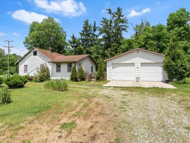 24165 County Road 45 Road, Elkhart, IN 46516