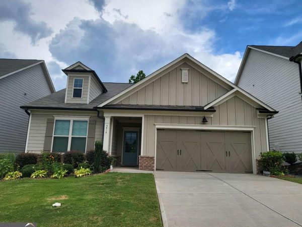 5414 Town Square Way, Flowery Branch, GA 30542