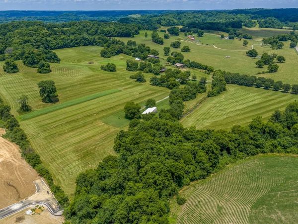 2200 Sugar Ridge Rd, Spring Hill, TN 37174