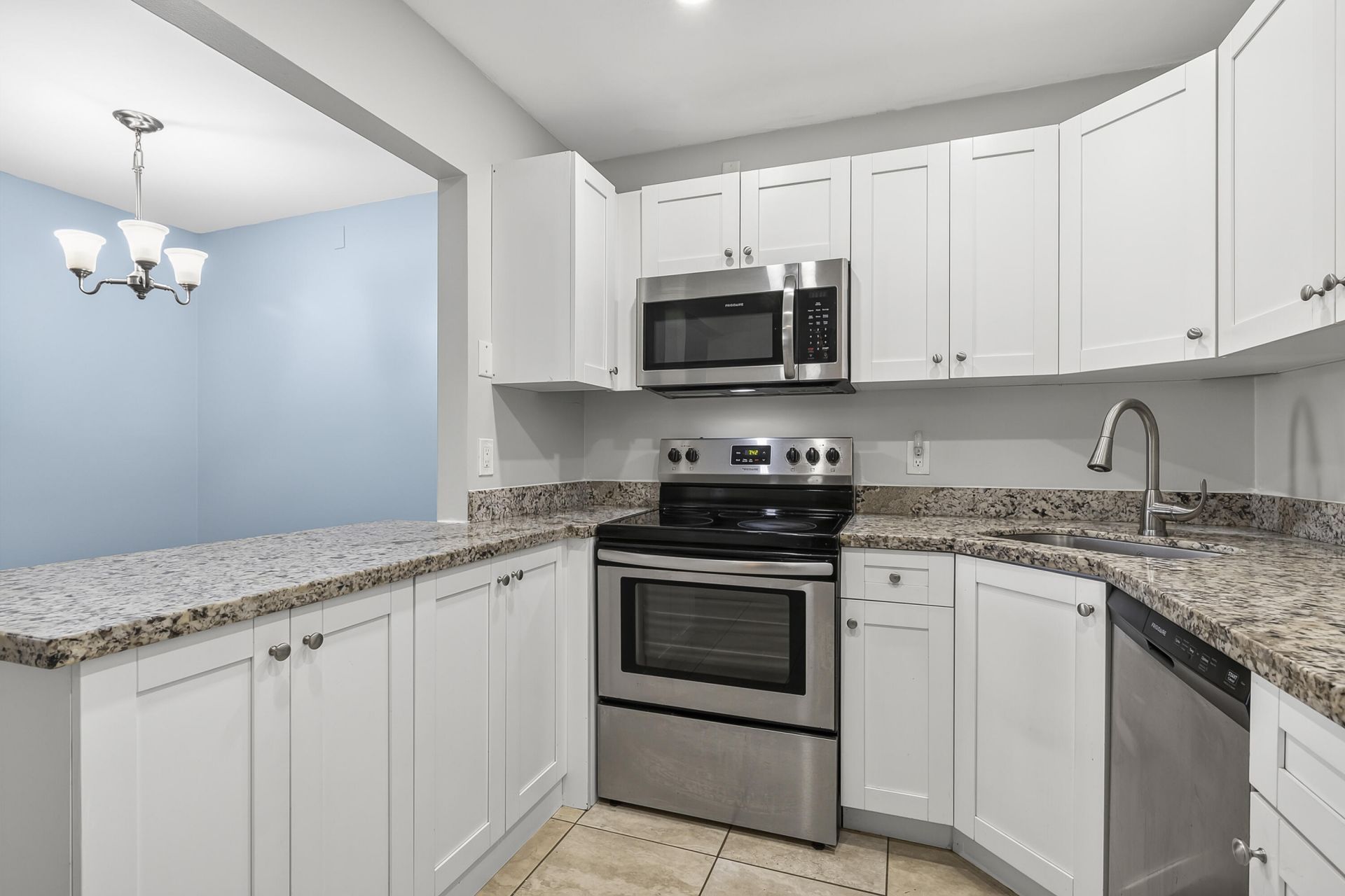 4999 Sable Pine Circle, Unit D2, West Palm Beach, FL 33417 Photo