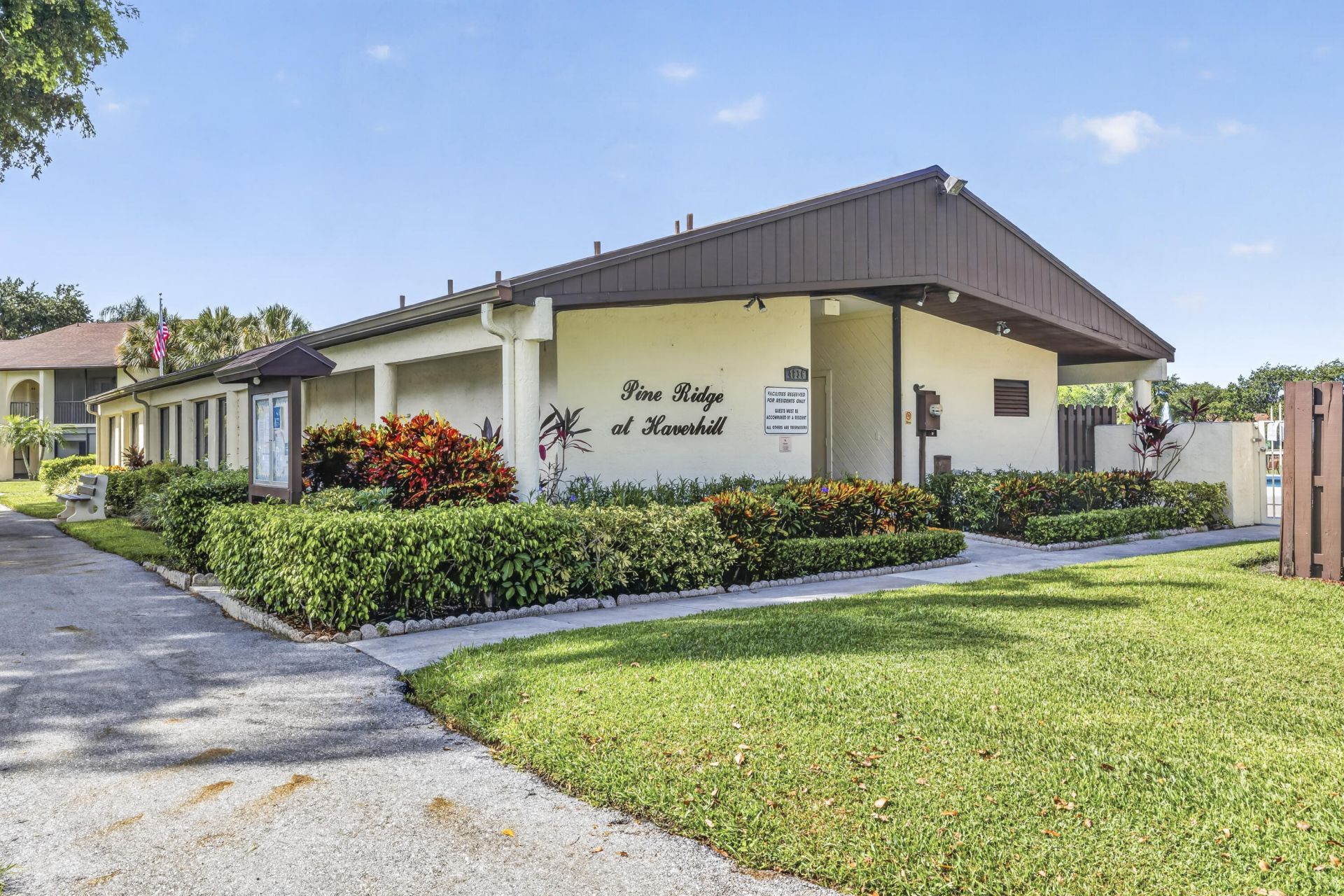 4999 Sable Pine Circle, Unit D2, West Palm Beach, FL 33417 Photo