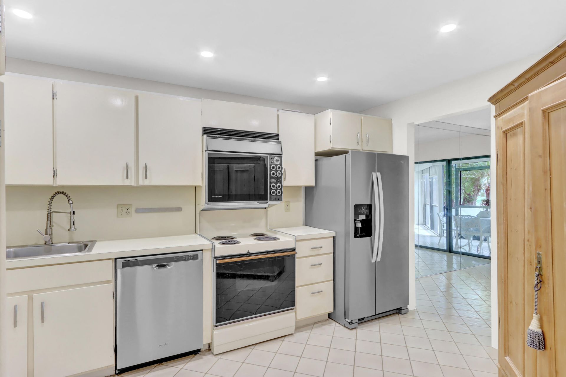 5800 Camino Del Sol, Unit Apt 103, Boca Raton, FL 33433 Photo