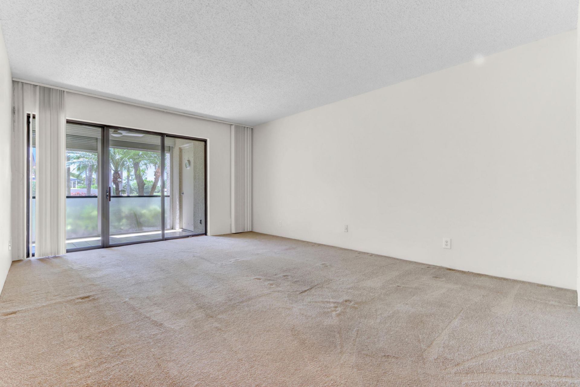 5800 Camino Del Sol, Unit Apt 103, Boca Raton, FL 33433 Photo
