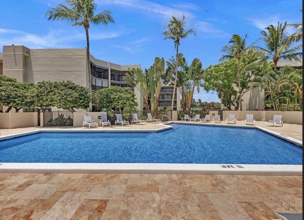 5800 Camino Del Sol, Unit Apt 103, Boca Raton, FL 33433 Photo