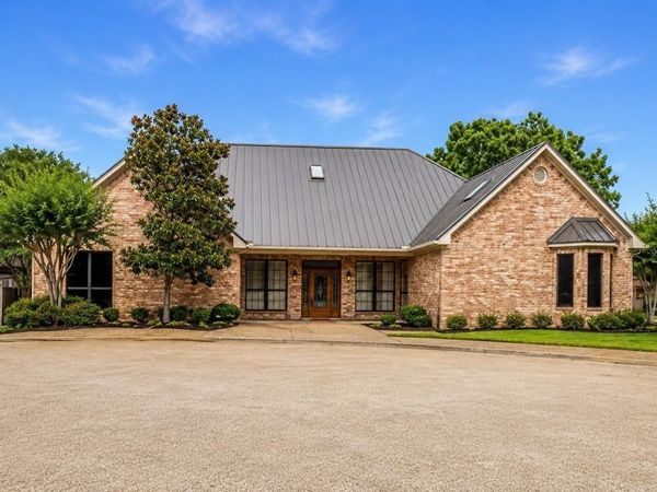 706 Park Place Drive , Athens, TX 75751