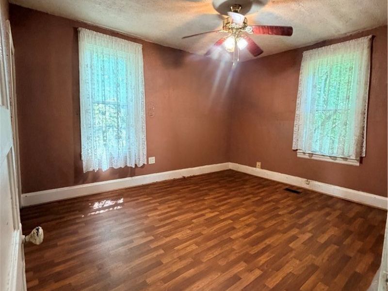 325 HIGH Street, Flushing, OH 43977 Photo 10