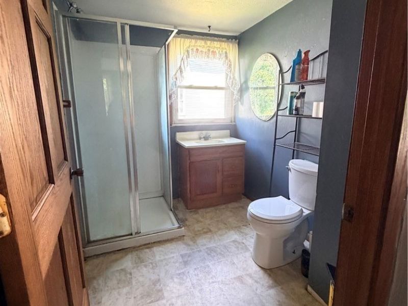 325 HIGH Street, Flushing, OH 43977 Photo 9