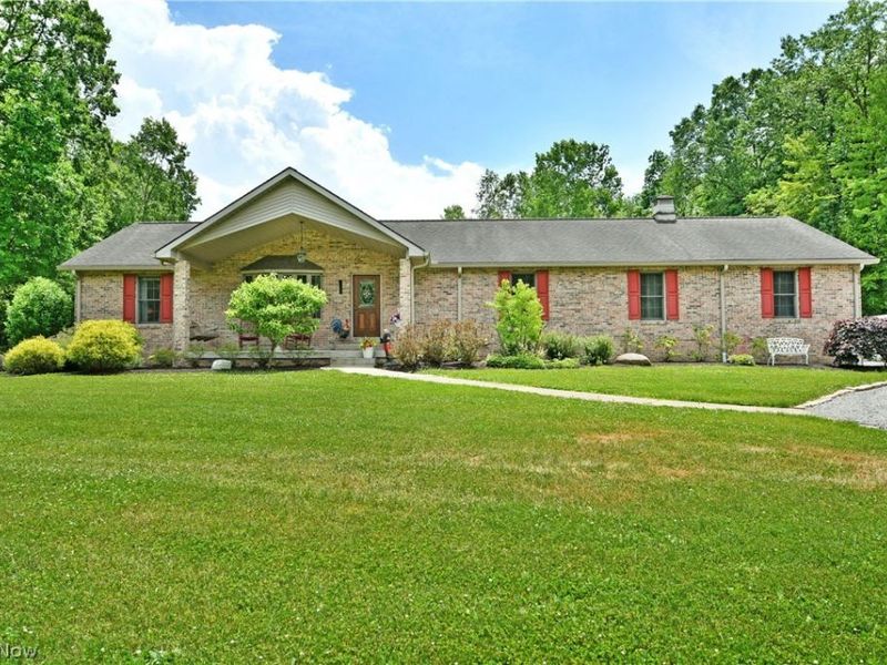 17655 Ellsworth Road, Lake Milton, OH 44429 Photo 3