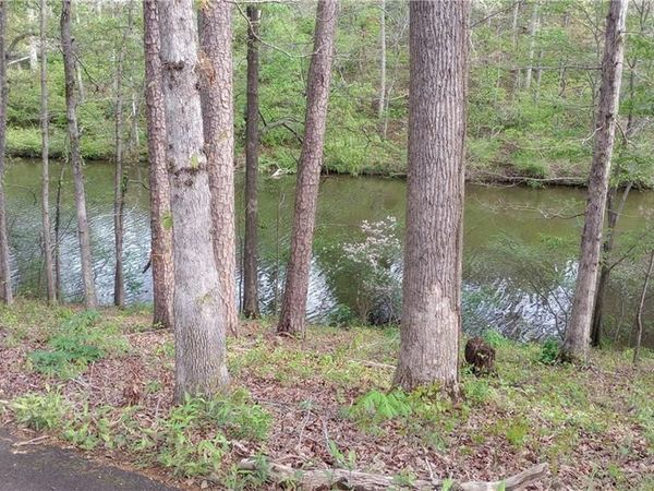8155 Stone Hill Road , Cumming, GA 30028